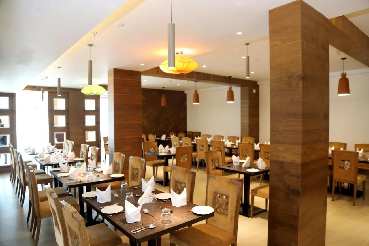 Casa Montana Munnar Hotel